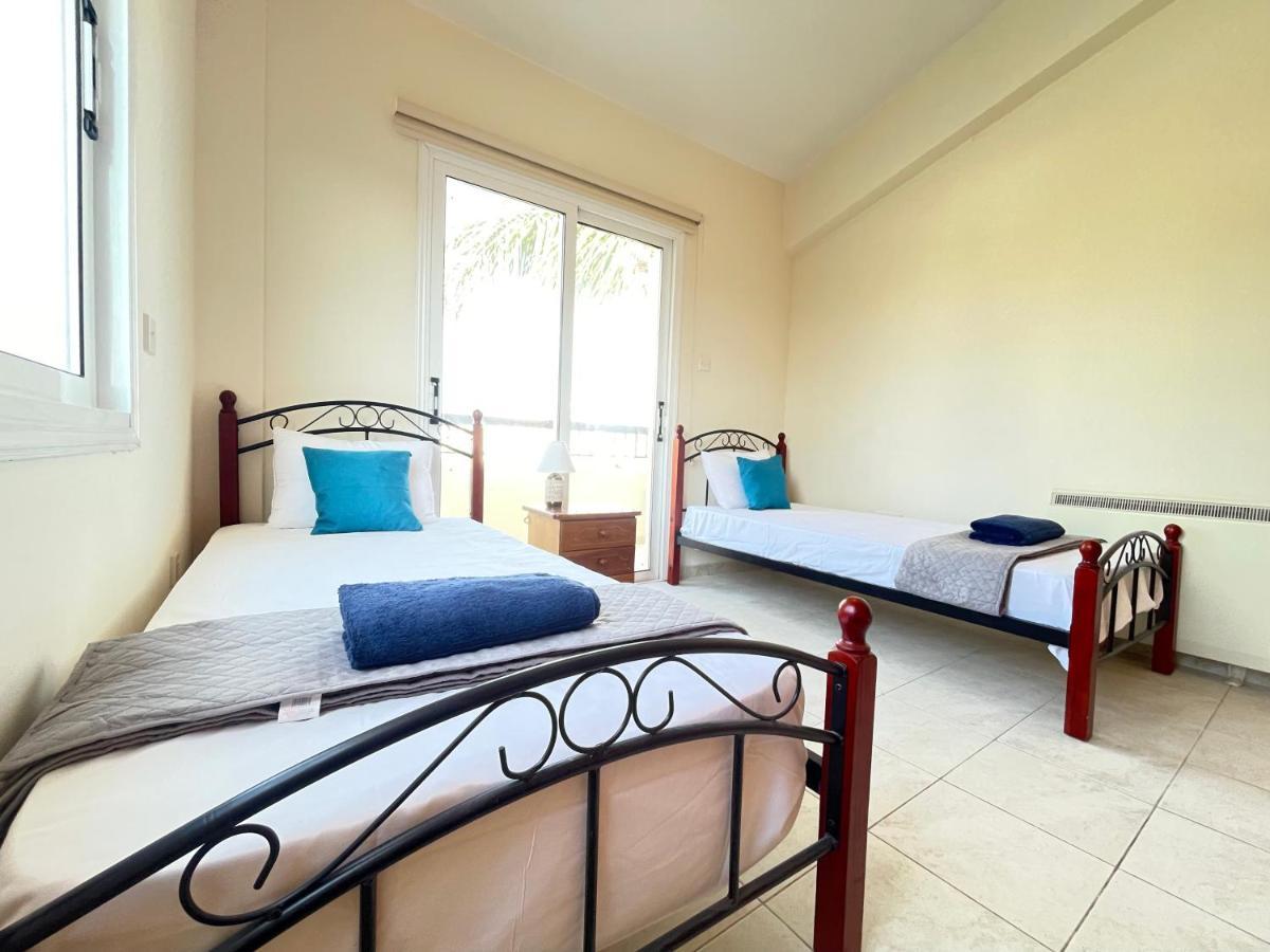 Sunset Pearl Holiday Villa 아이아 나파 외부 사진