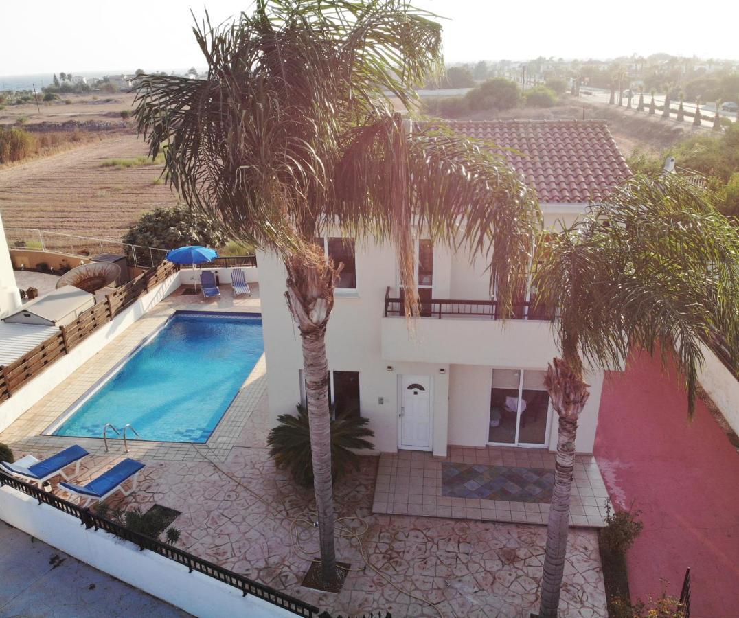 Sunset Pearl Holiday Villa 아이아 나파 외부 사진